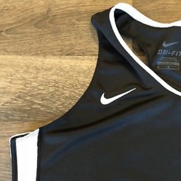 Nike dri-fit Tennis Racer Back - Picture 3 of 3